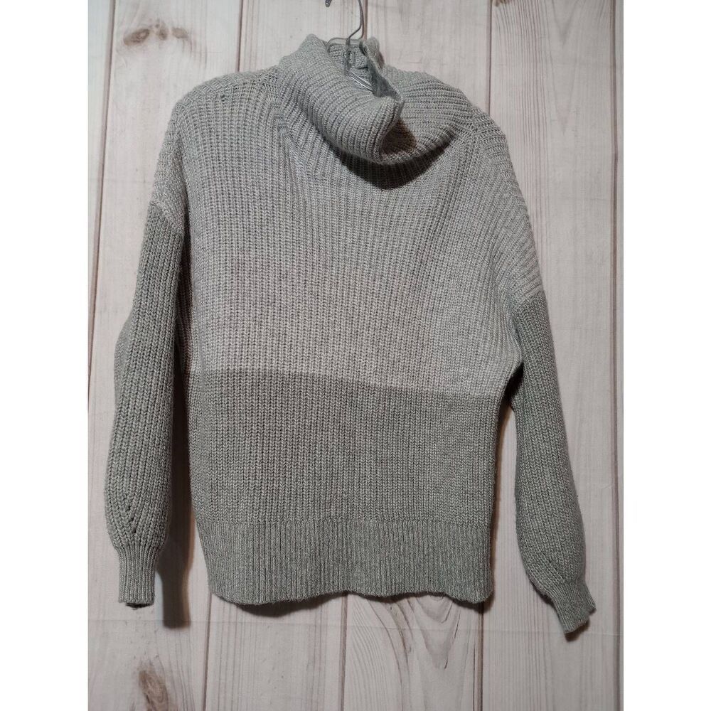 American Eagle Sweater Ladies Medium Gray Turtleneck Chunky